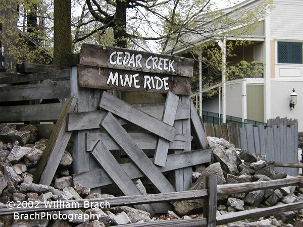 Cedar Creek Mine Ride's sign.