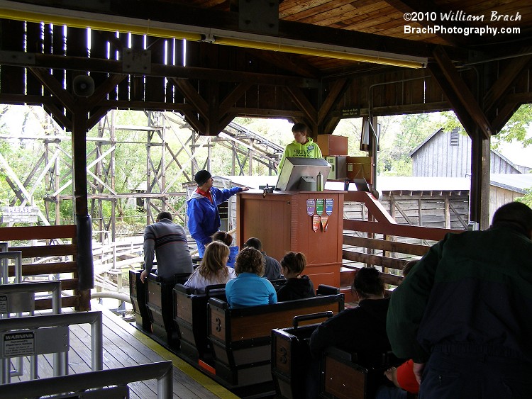 Here's a glimpse of Cedar Creek Mine Ride's station.