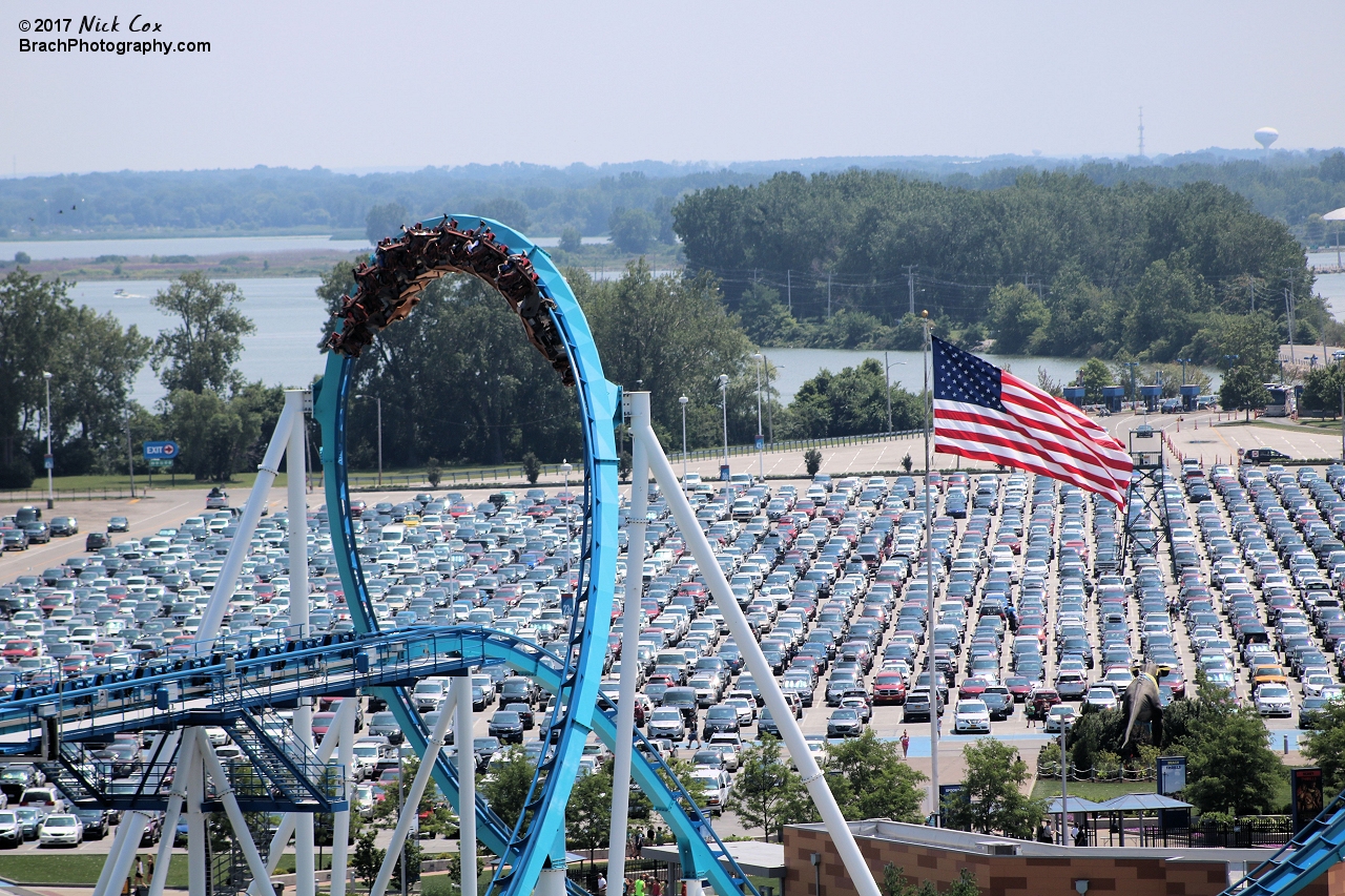 A full parking lot with the corkscrew in the foreground.