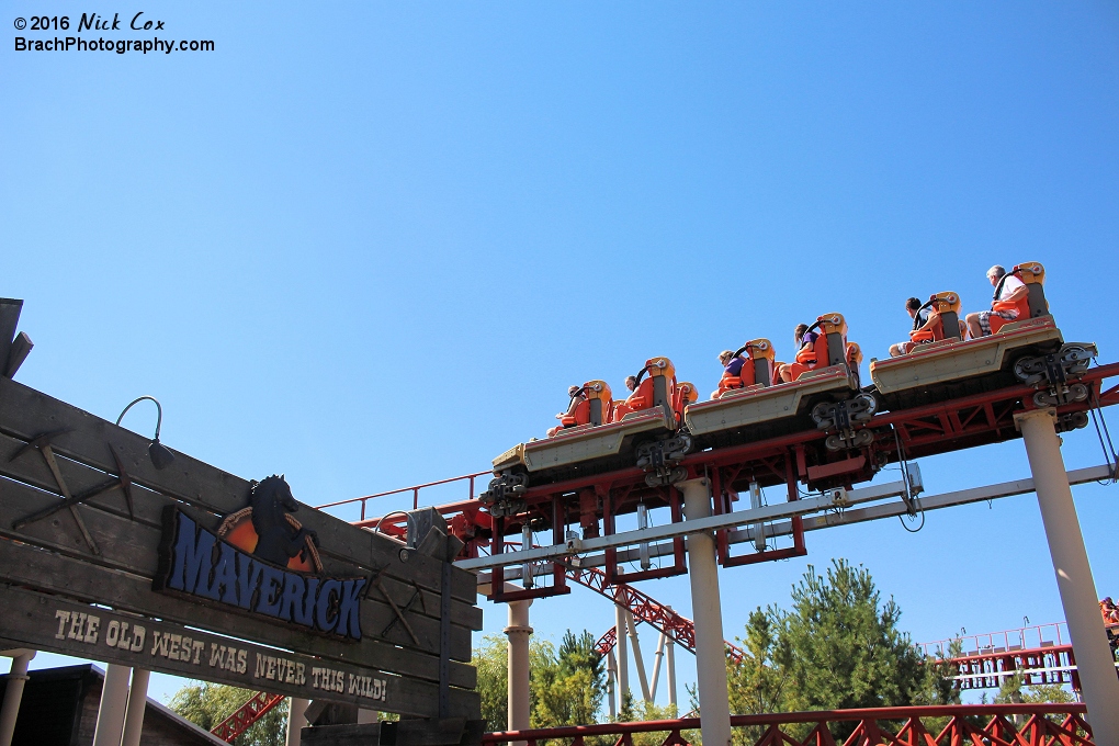 The train on the brake run with its logo.