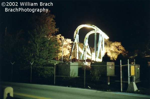 Well illuminated Cobra Roll element at night.