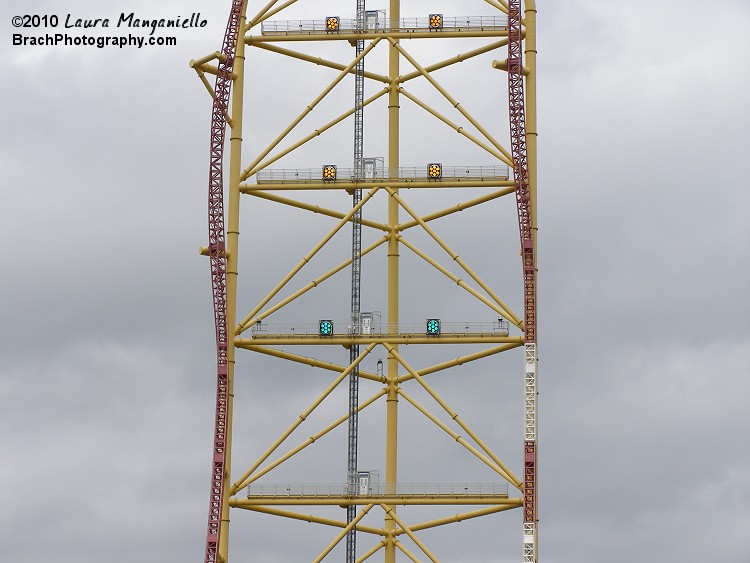 Top Thrill Dragster's Christmas Tree styled lights on the hill.  They quickly go Yellow-Yellow-Yellow-Green.  Once the lights hit green, the train is rolling down the straightaway.