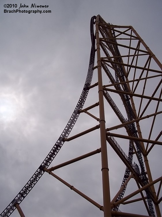 Looking upwards at Top Thrill Dragster.