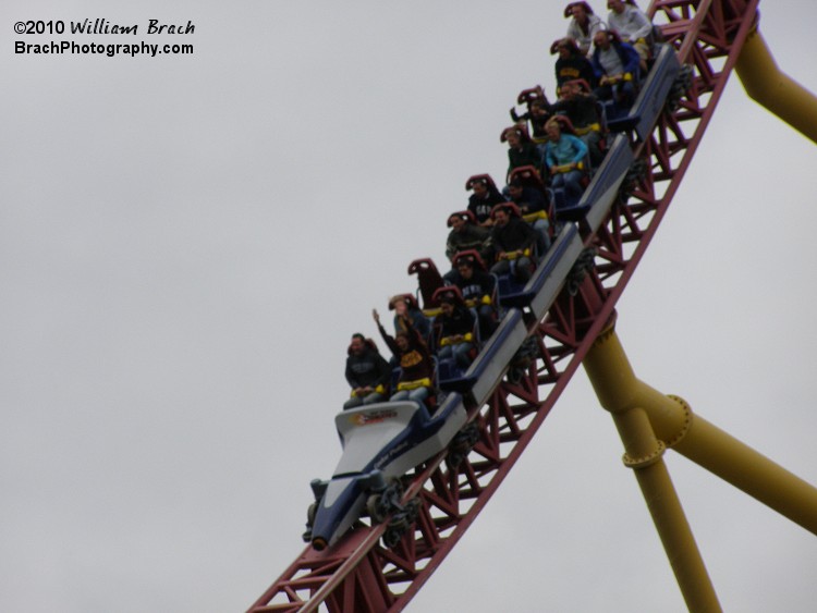 Dragster's blue train coming down the drop and into the Finish Line.