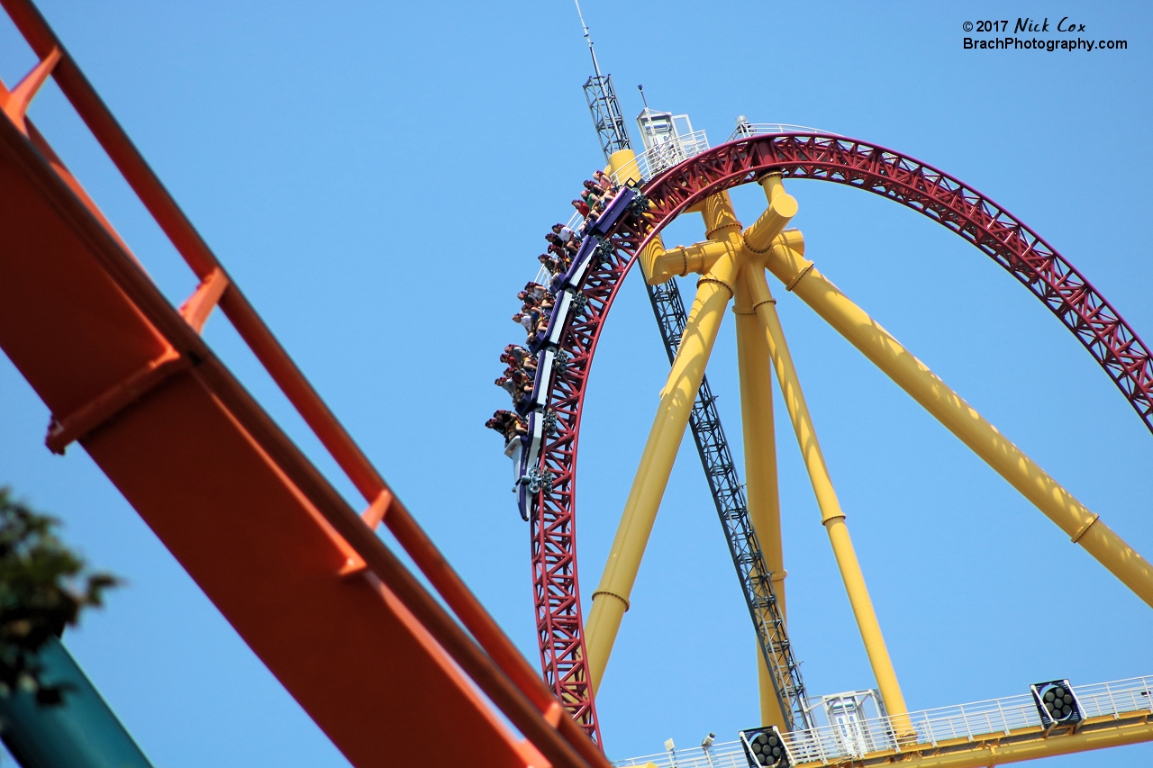 The ride taking the plunge with Rougarou in the foreground.