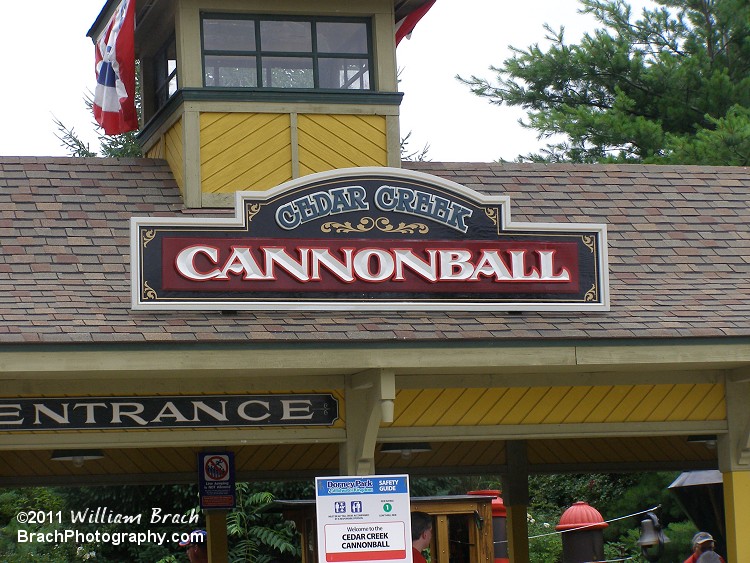 I love how Cedar Fair pays attention to details on their park signage.  Here we see the entrance sign to the Cedar Creek Cannonball train ride at Dorney PArk.