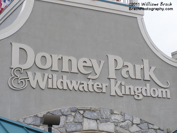 Entrance sign at Dorney Park in Allentown, Pennsylvania.