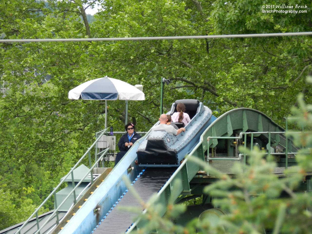 Coal Cracker boat at the top fo the lift hill.