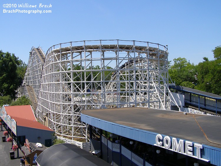 Taken from Sky View, this is most of Comet's structure.