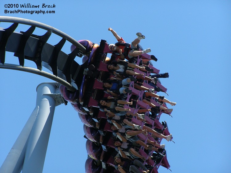 The front row looks like a family of 4 getting a run in on Great Bear.