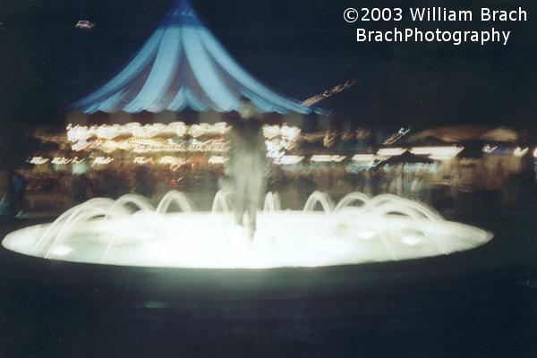 The fountain with the gold Milton S. Hershey statue in the middle.