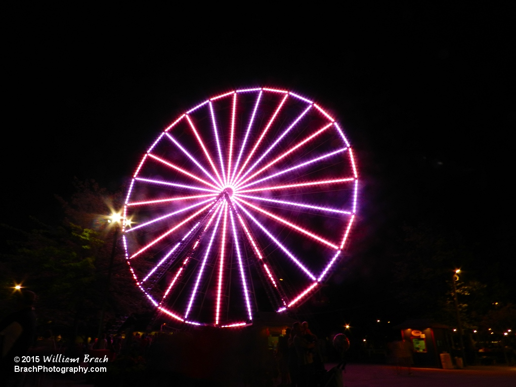 The possibilities are endless when it comes to LED lights on large ferris wheels.