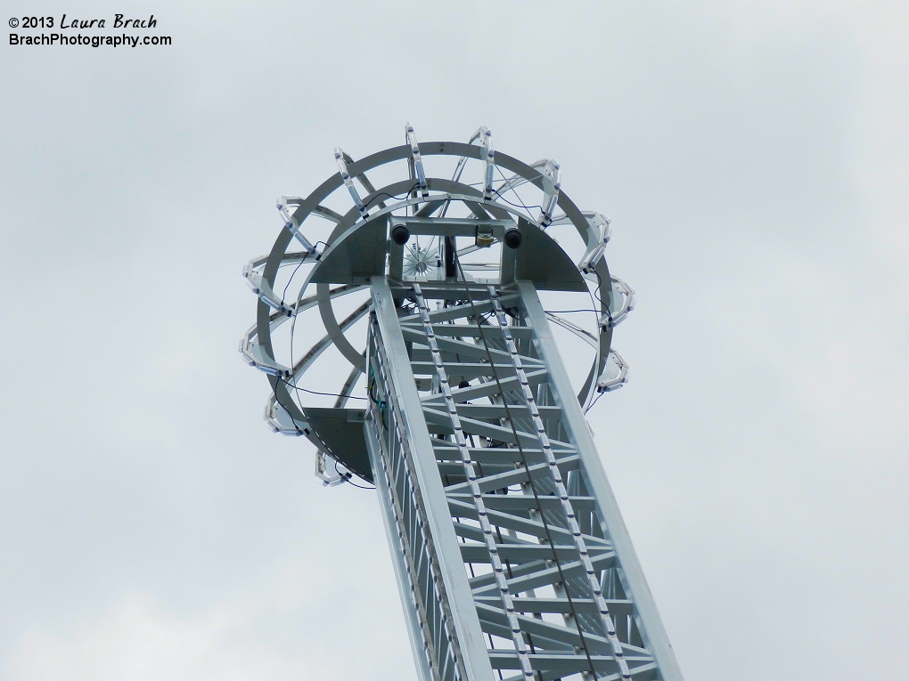 Looking up at the top of StratosFear.  This is a very well lit ride at night!