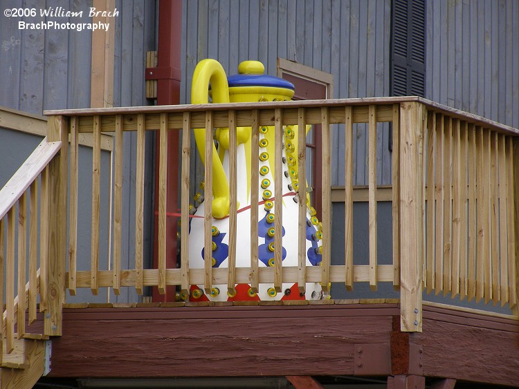 Tea Kettle that sits in the center of the Tea Cups ride.