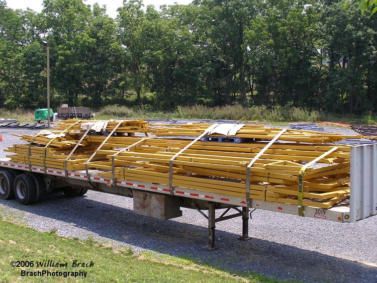 Another view of that flatbed truck with Wildcat supports on it.