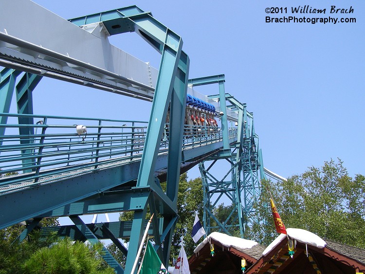 Alpengeist train nearing the top of the lift.  Alpengeist's lift hill is the ONLY one from B&M that has this particular support design.