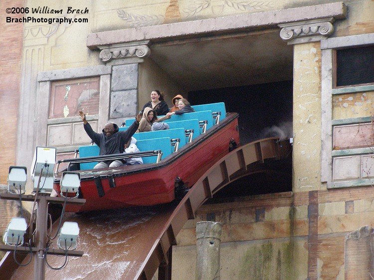 It's Opening Day 2006.  Temps were only in the upper 40's.  That's why you are seeing hooded sweatshirts on some of the riders.