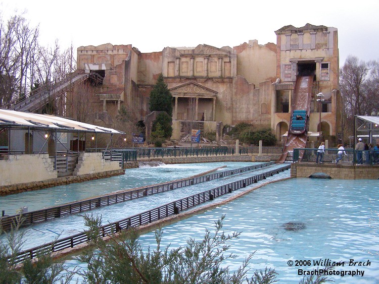 Overview of most of the ride.  What you can't see is the enclosed part where there's falling pillars and fire roaring out at you.