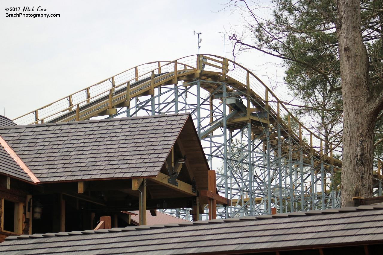 The lift peeping out from the Scrambler.