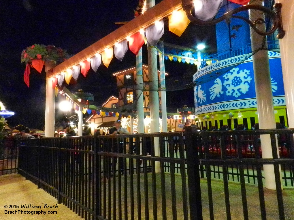 Christmas Town 2015 - Ride broke down while we were in the queue, still waiting....