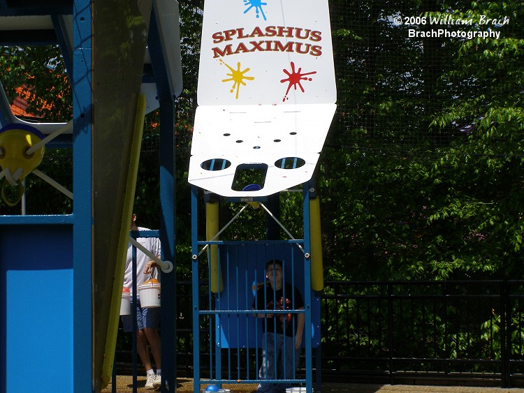 Seen in the Italy section of the park.  Fight your friends with water bombs!