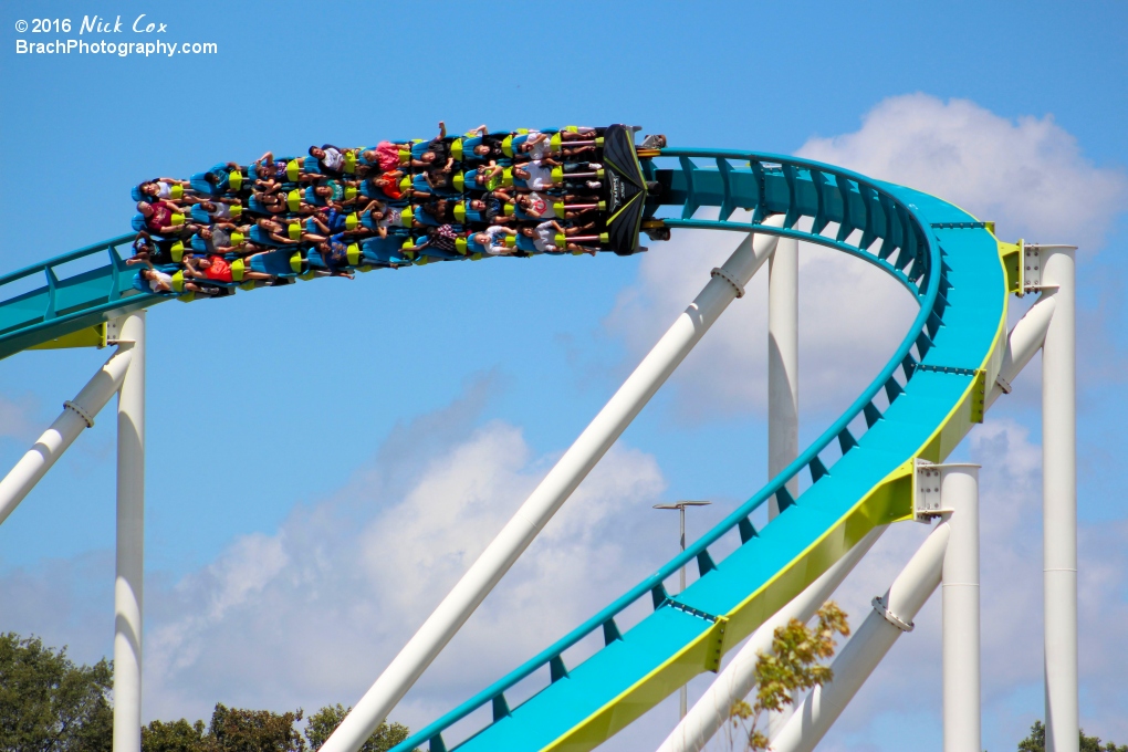 The train headed towards the mid-course stall.