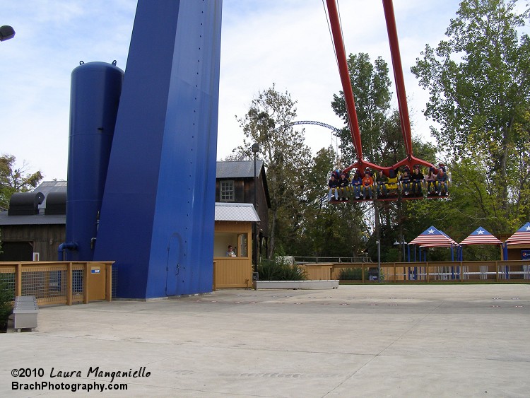 Skyhawk is a Screamin' Swing ride from S&S Power.  This is the same company that designed Power Tower at Cedar Point.