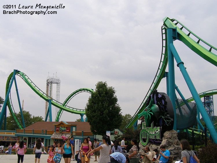 View of Hydra: The Revenge and the gift shop which serves as the ride exit too.