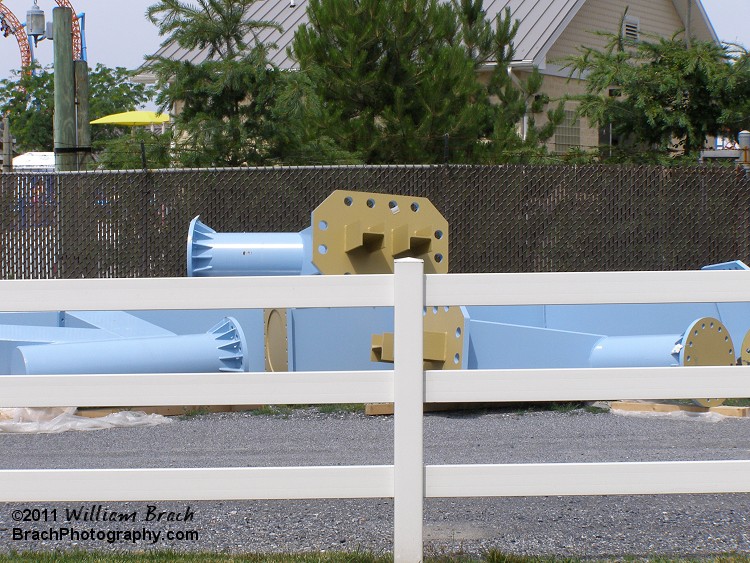 The sky-blue color is very beautiful!  The BRIGHT yellow track will compliment the supports very nicely and will certanly add a nice view to the NEW skyline of the town of Hershey!