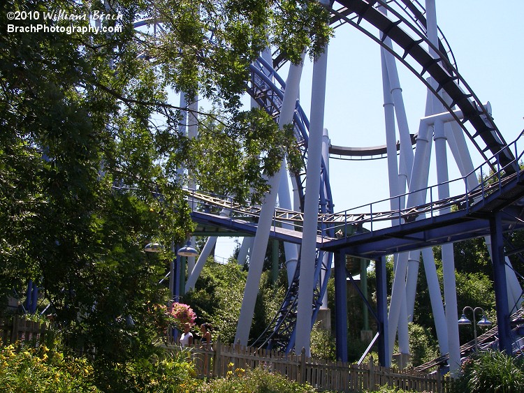 When SooperDooperLooper opened in 1977, it was the first full circuit looping coaster on the East Coast.