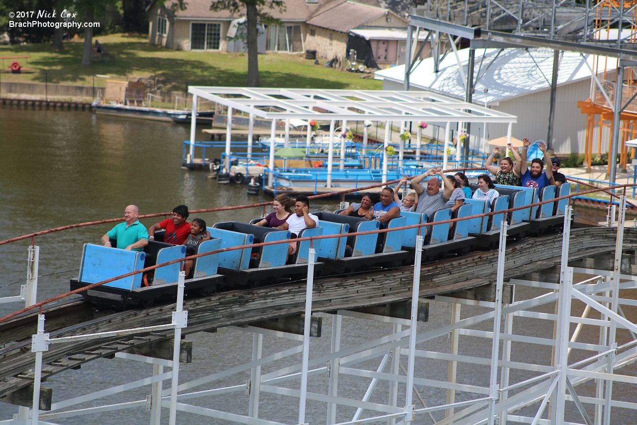 An unbanked turn over the water.