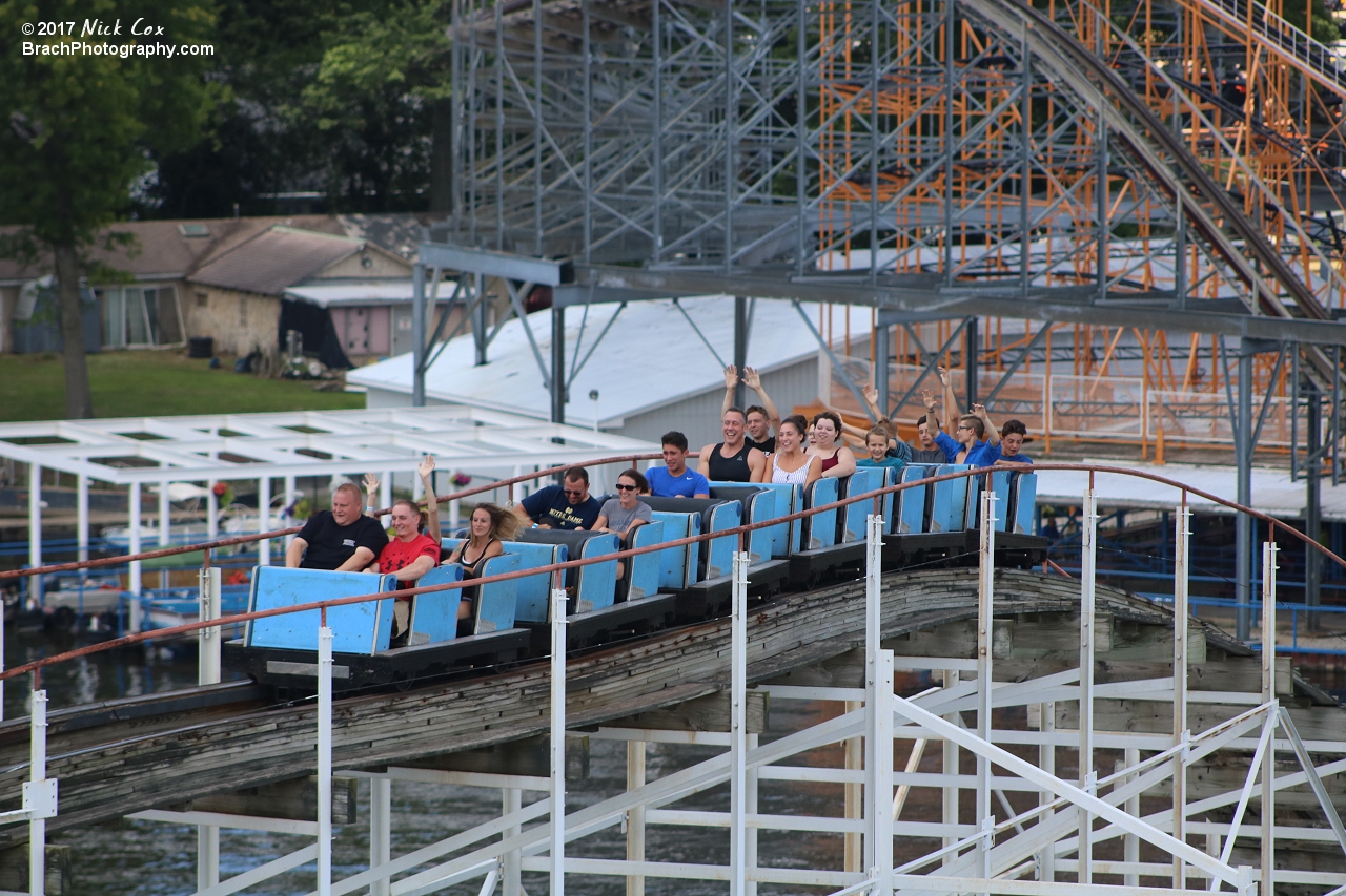 The train headed towards the mid-course turn.