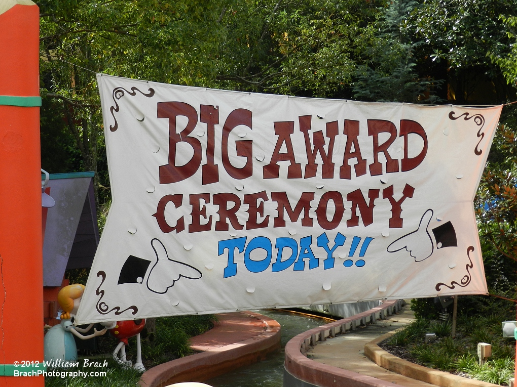 There's a Big Award Ceremony today and we're ALL invited!