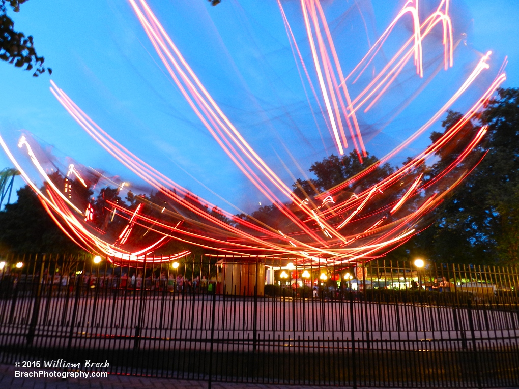 More of the rides lights in action.