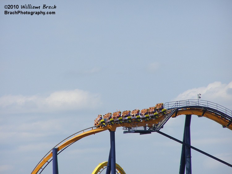 Dominator train cresting the top of the lift hill.