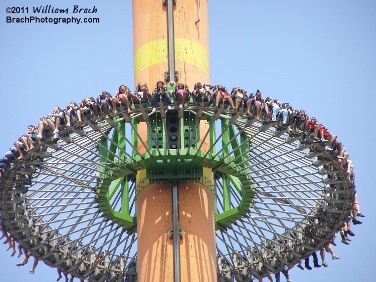 Gondola falling back down to the ground.  Check out those facial expressions!