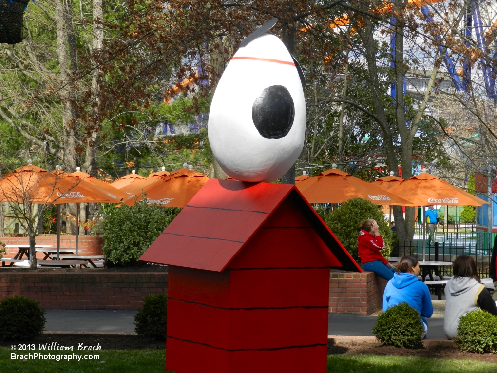 This was easy to spot.  It's Snoopy's Egg!