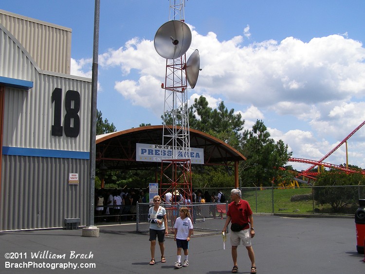 Area near Flight of Fear's queue entrance.