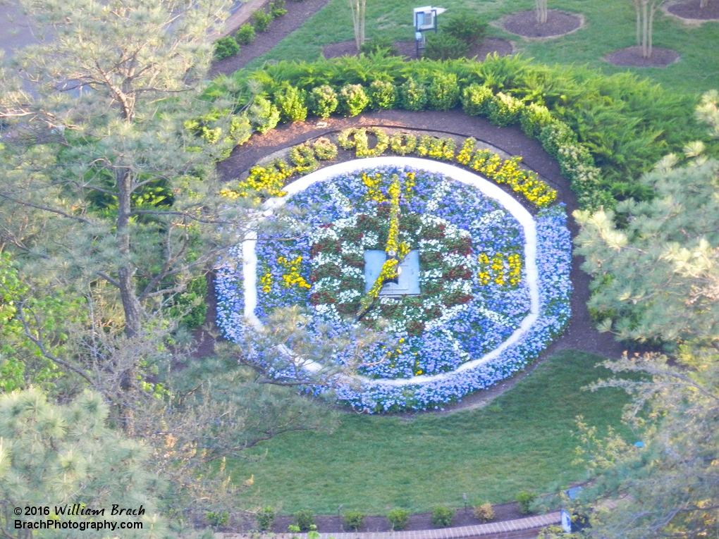 Garden Clock looks great for the 2016 season!