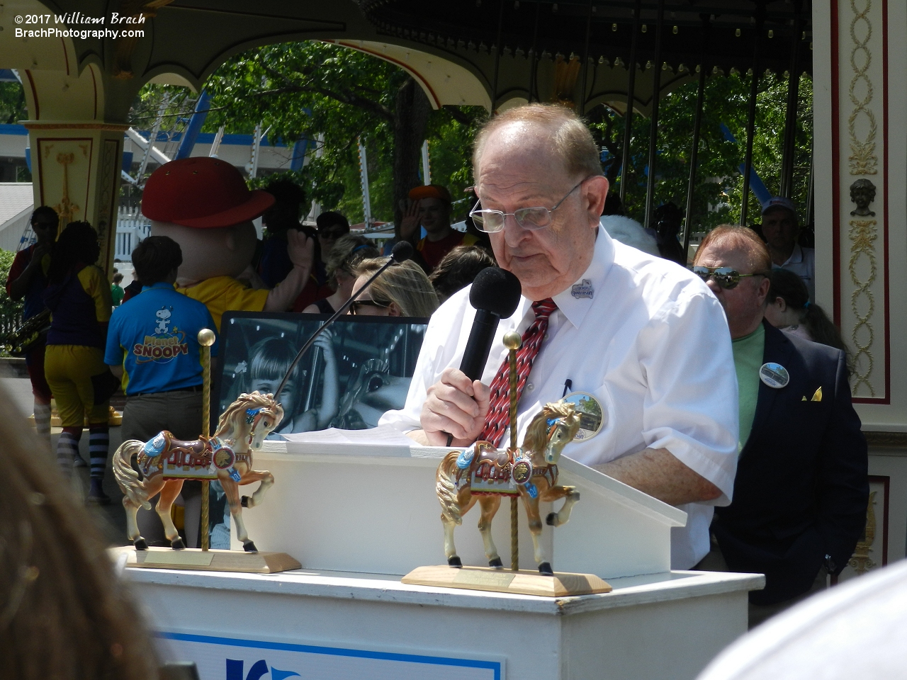 Local Richmond, Virginia radio legend, Lou Dean, offers his remarks on the Carousel at Kings Dominion.