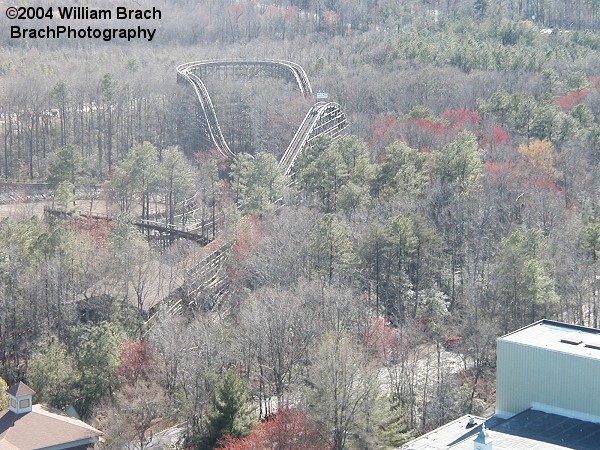 I love how this coaster just crusises at the top of the trees.  It's only 87ft tall - just tall enough to go over the trees.