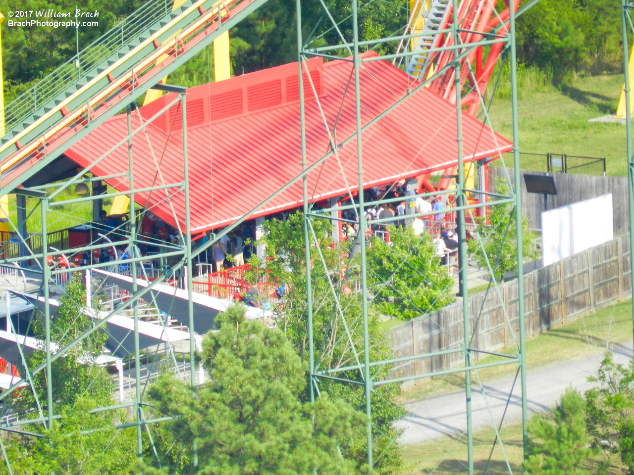 Overhead view of Intimidator 305's station.