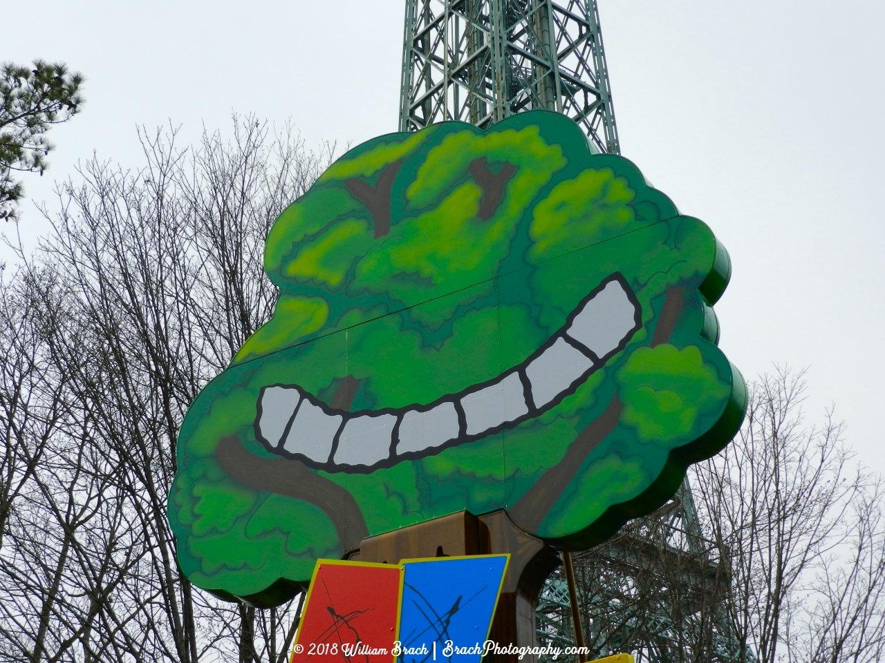 Top of the Kite Eating Tree kiddie drop tower.