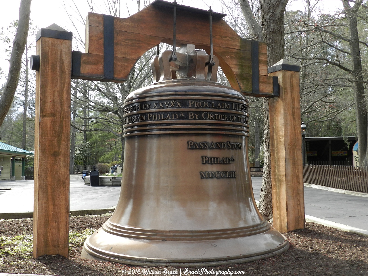 An uncracked replica of the Liberty Bell at center stage of Old Virginia.