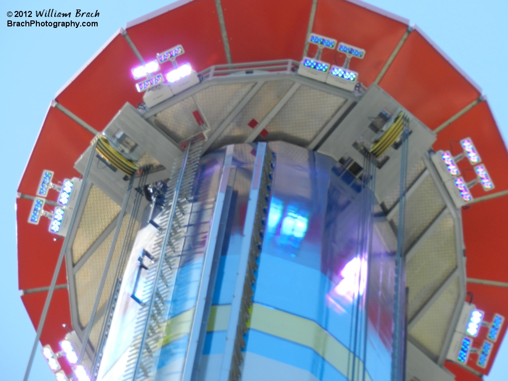 Taking a look at the top of the WindSeeker tower - heavy duty pully wheels!