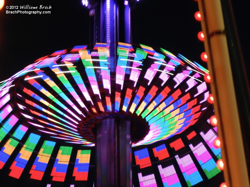 Beautiful lights on WindSeeker at night!