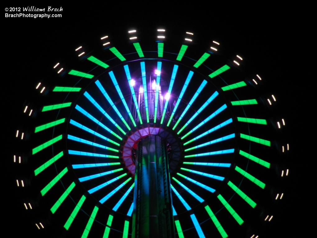 Lovely lights on WindSeeker at night!