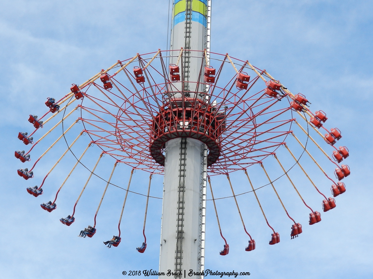 WindSeeker going up the tower!