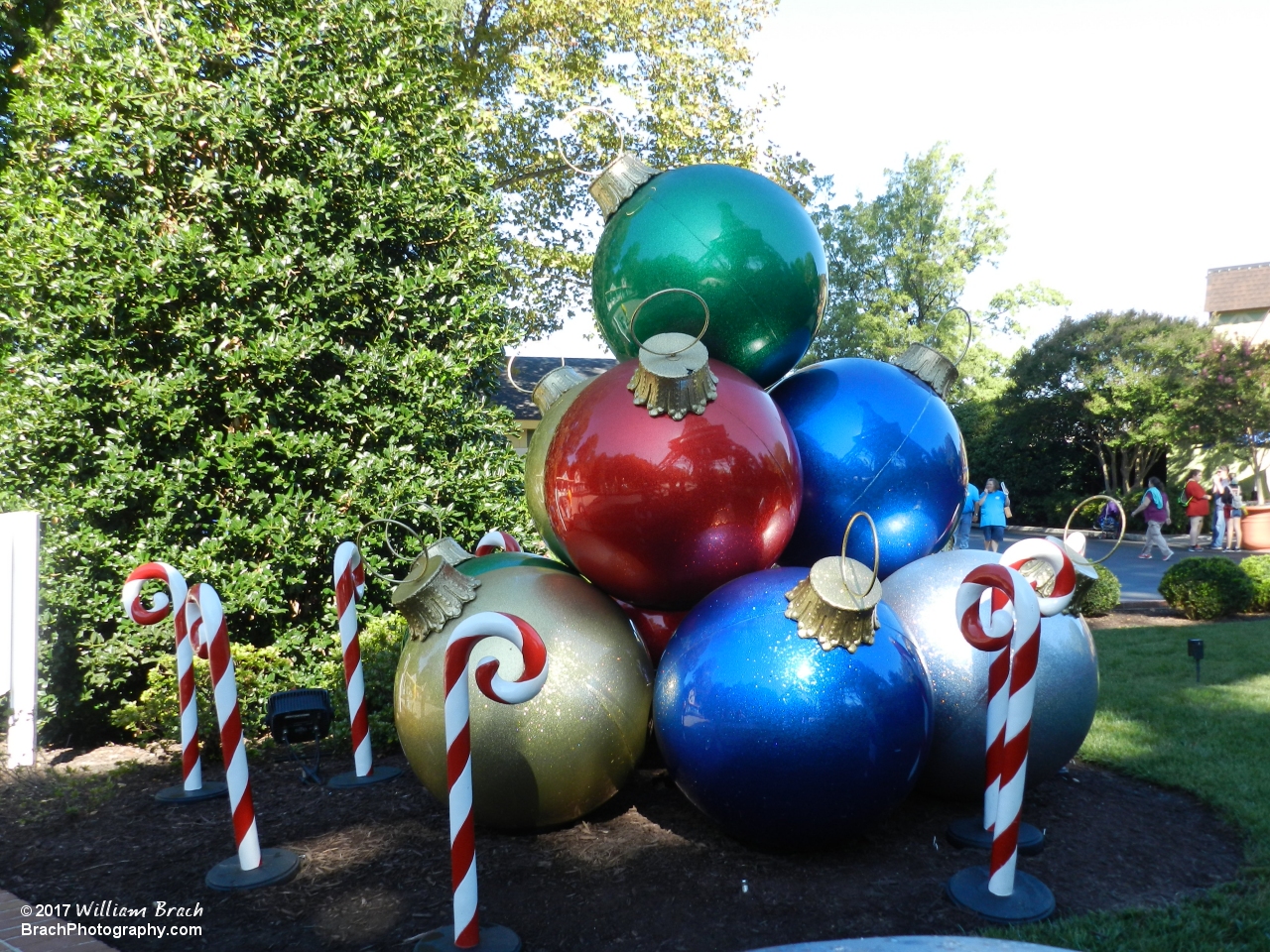 Along with Twisted Timbers for 2018, Kings Dominion will also be getting WinterFest!  Kings Dominion will be OPEN in November and December 2018!