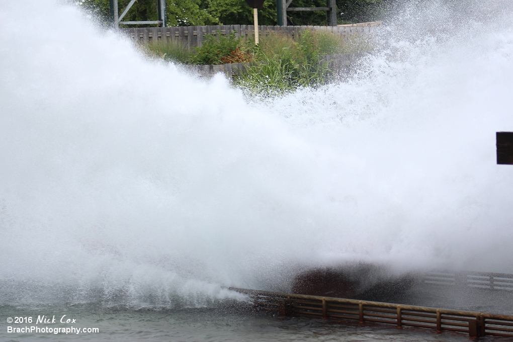 The giant splash on Congo Falls.